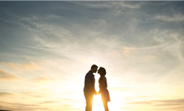 天秤月的弦歌：谁最需应对人际小尴尬？